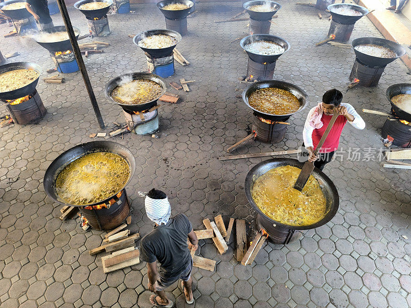 “Kuah Beulangong”是亚齐人在特殊场合的特色菜。